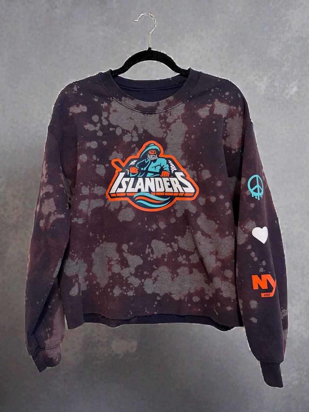 New York Islanders Bleached Cropped Sweatshirt Fisherman Logo Distressed Y2K